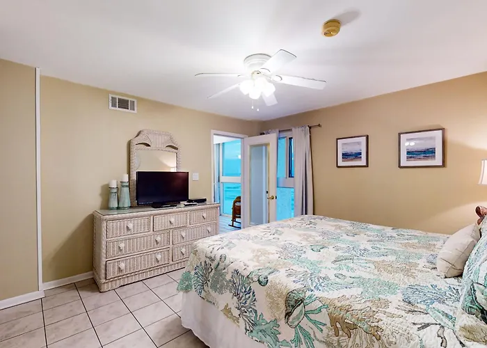 Apartment Edgewater West 41 *
